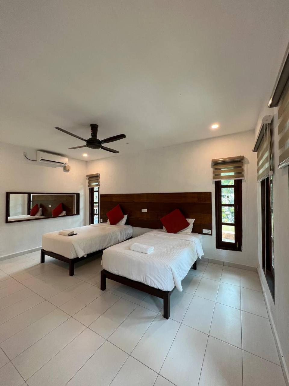 Airis Sanctuary Resort Pantai Cenang  Exteriör bild