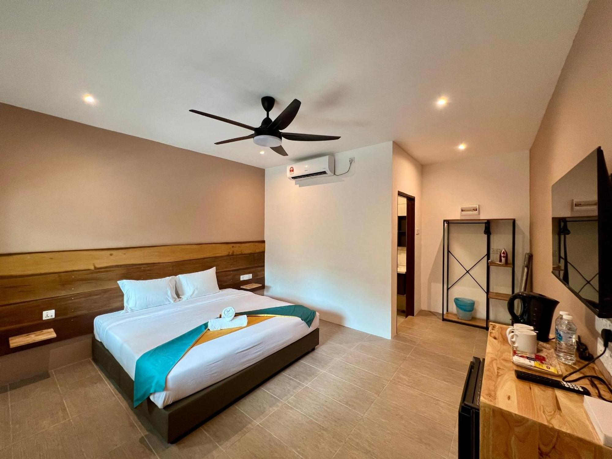 Airis Sanctuary Resort Pantai Cenang  Exteriör bild